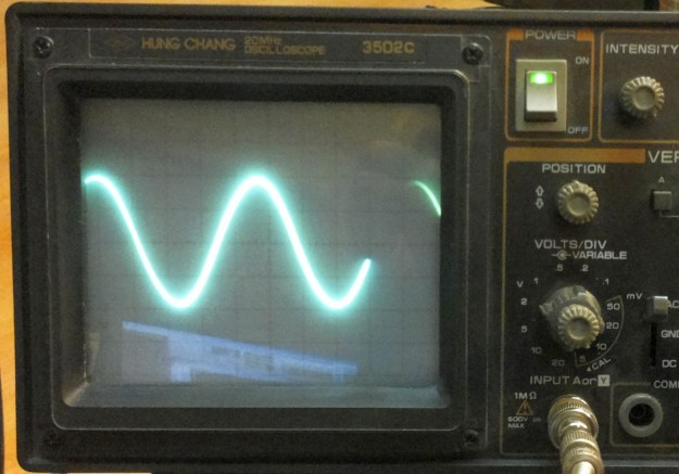 Sygnał na wyjściu układu przy częstotliwości 40Hz