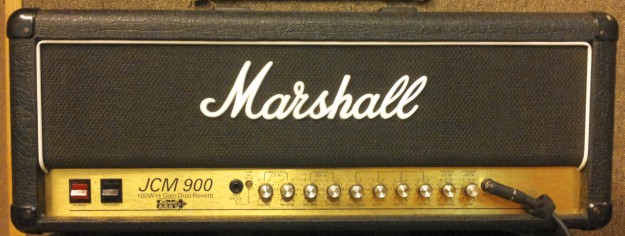 testowy Marshall JCM 900